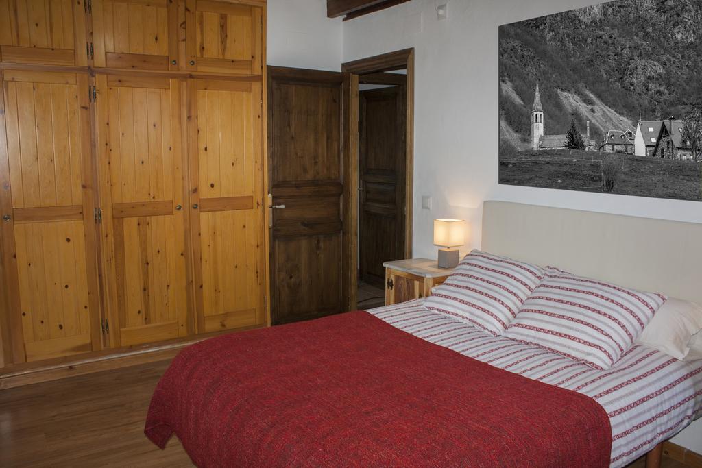 Eth Humarau De Co De Bernat Apartment Mont Bagian luar foto